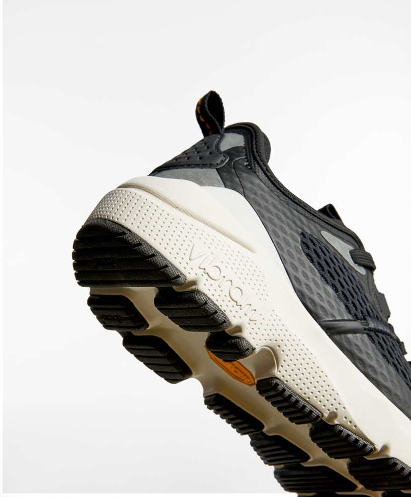 Deportivo running U-RUN Vibram LITE