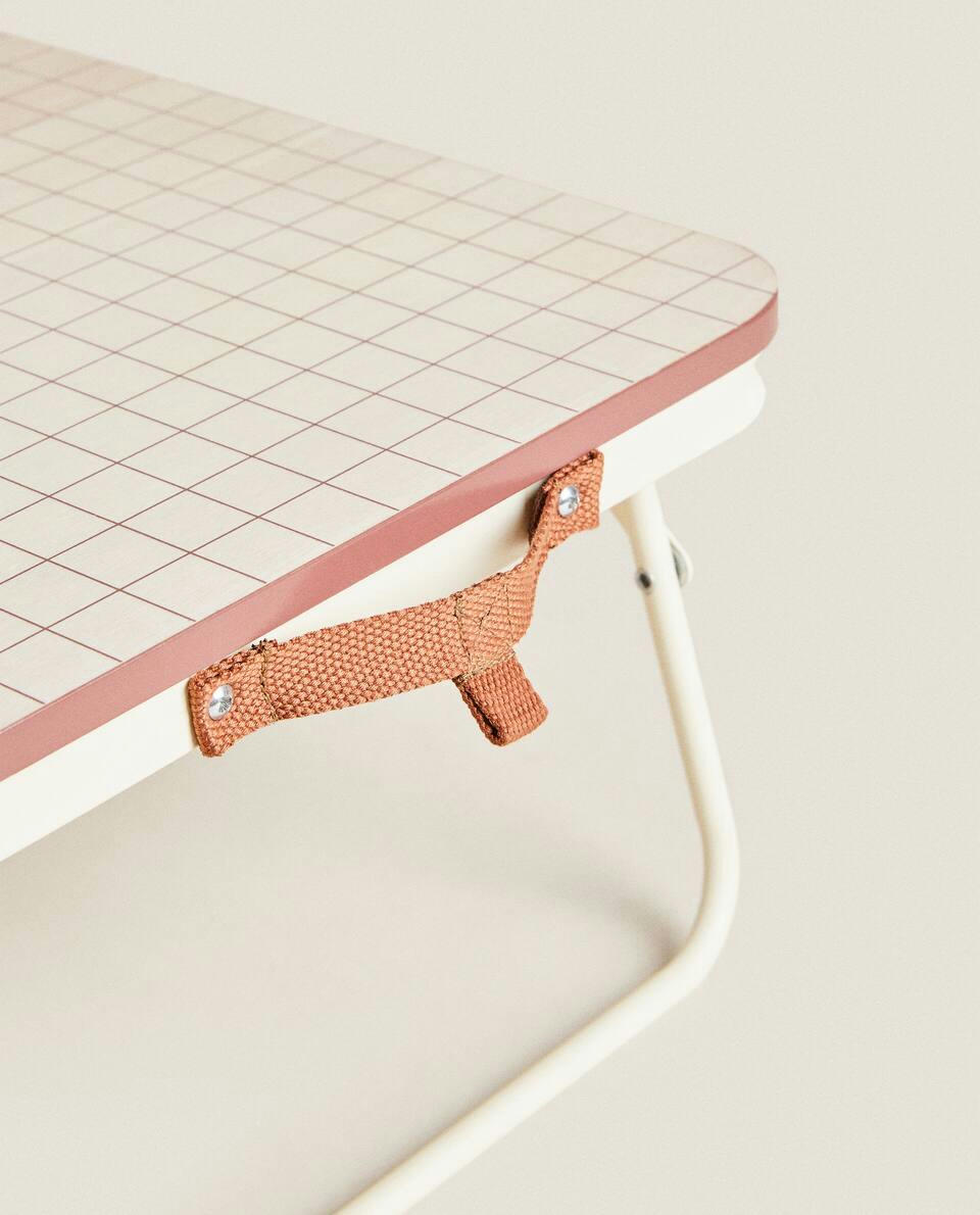 ESTOJO DE MESA DOBRÁVEL PEQUENO