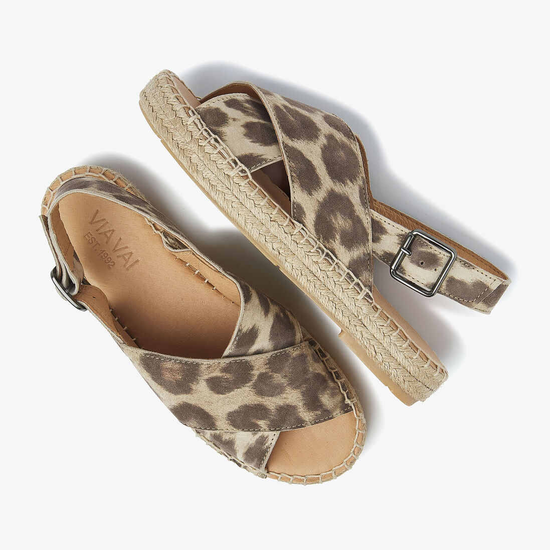 beige via vai platte sandalen mondi isabella