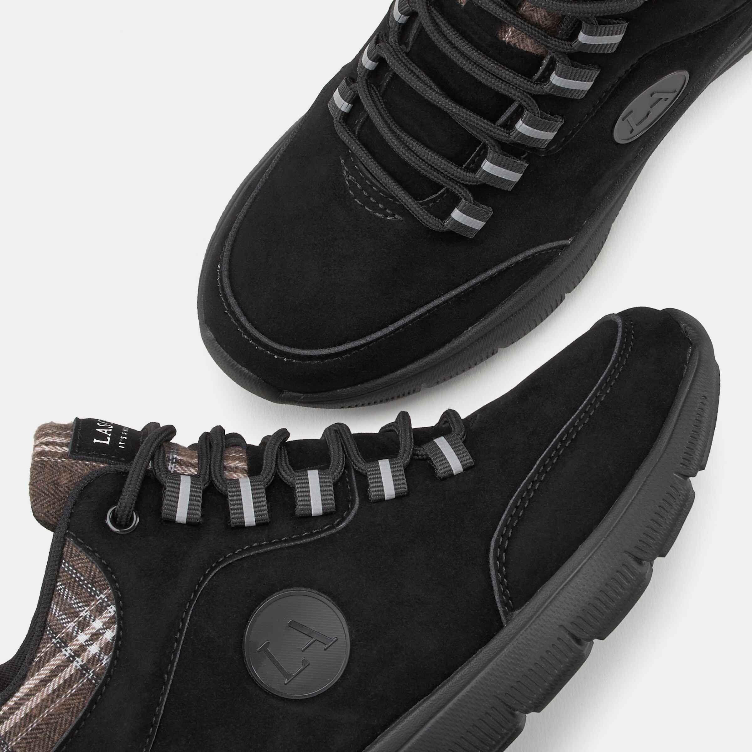 Sneaker