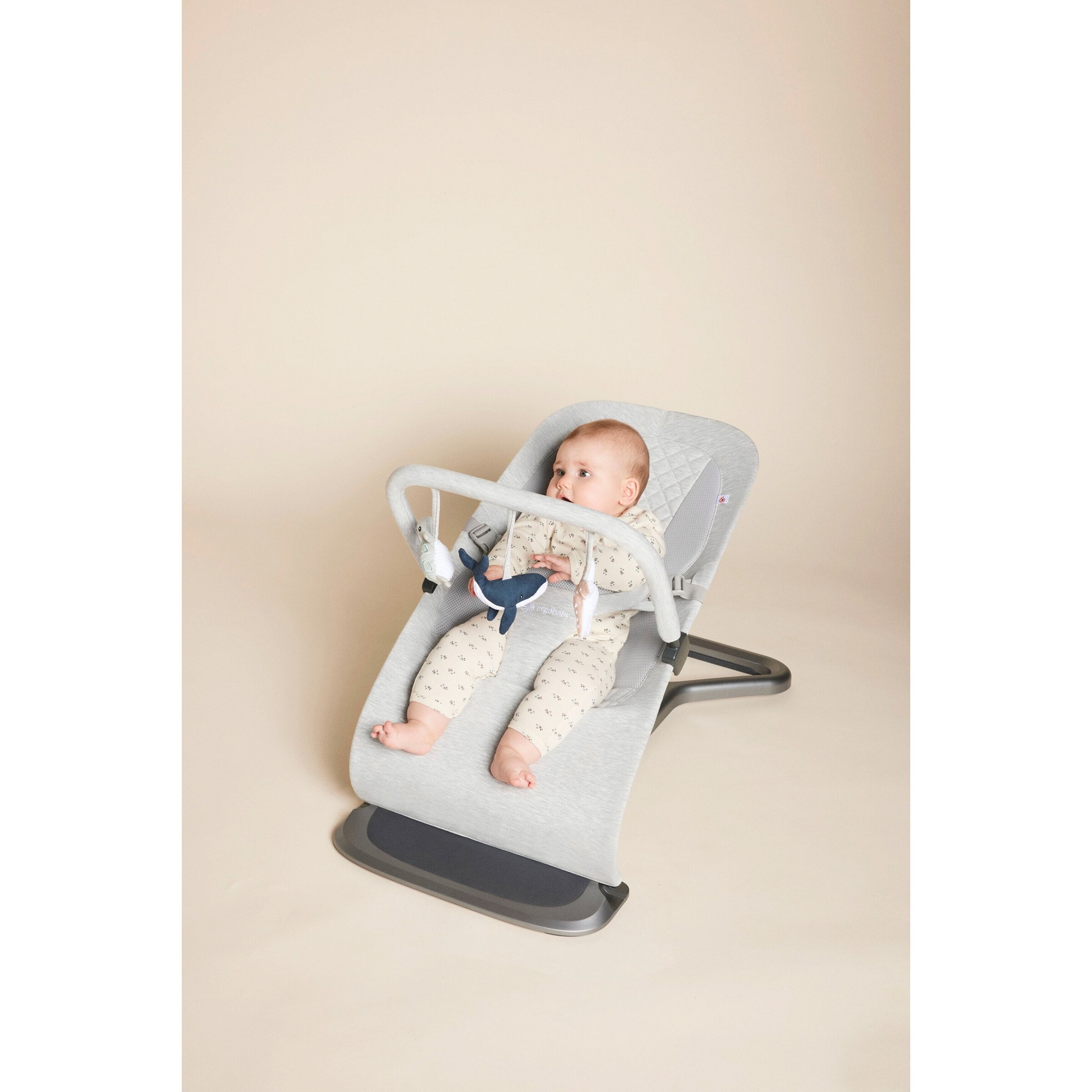 Ergobaby® Spielbogen für Babywippe Evolve 3-in-1 Light Grey