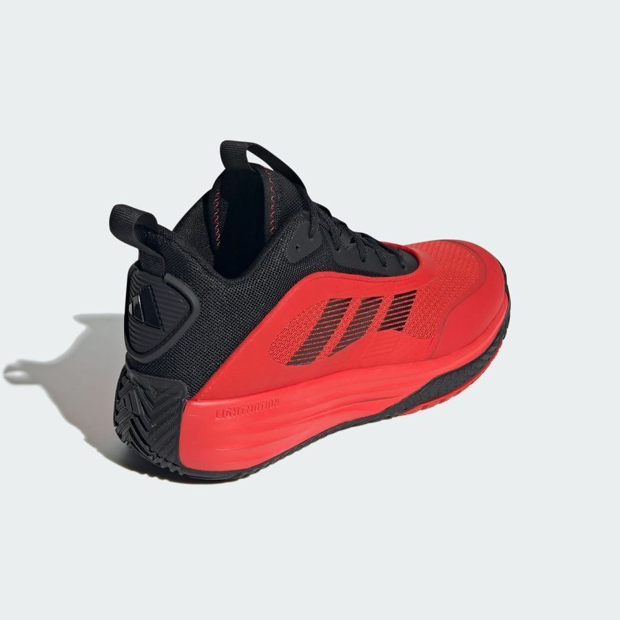 Adidas Chaussure Own the Game 3