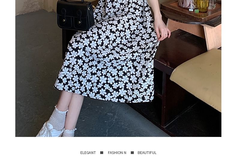 Sienne - Midi-jurk met pofmouwen, Peter Pan-kraag, bloemenprint en strikceintuur