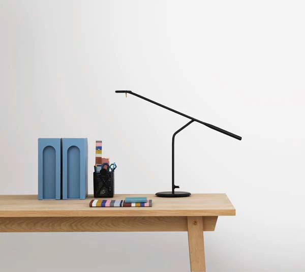 Normann Copenhagen  Flow bordlampe, sort - H: 42 cm.