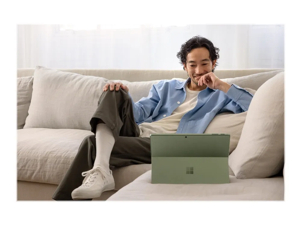 Microsoft Surface Pro 9 - Tablet - Intel Core i5 - 1235U / op til 4.4 GHz - Evo - Win 11 Home - Intel Iris Xe Graphics - 8 GB RAM - 256 GB SSD - 13