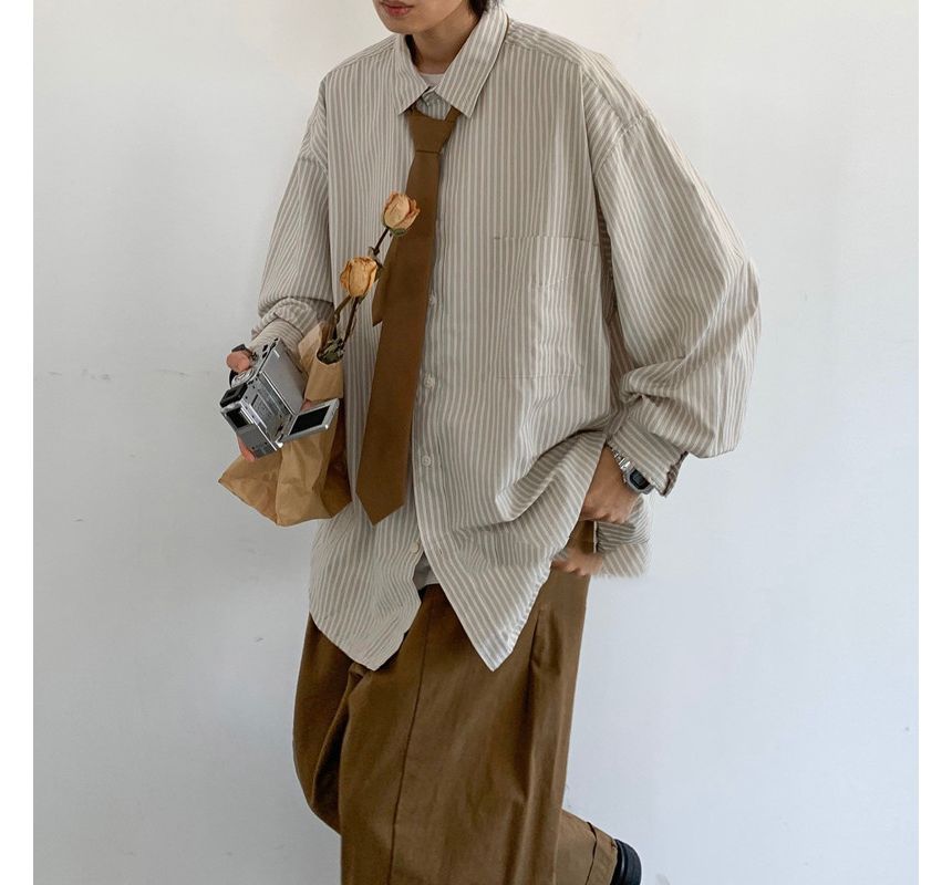 Adotuastic - Oversized overhemd met lange mouwen en strepen
