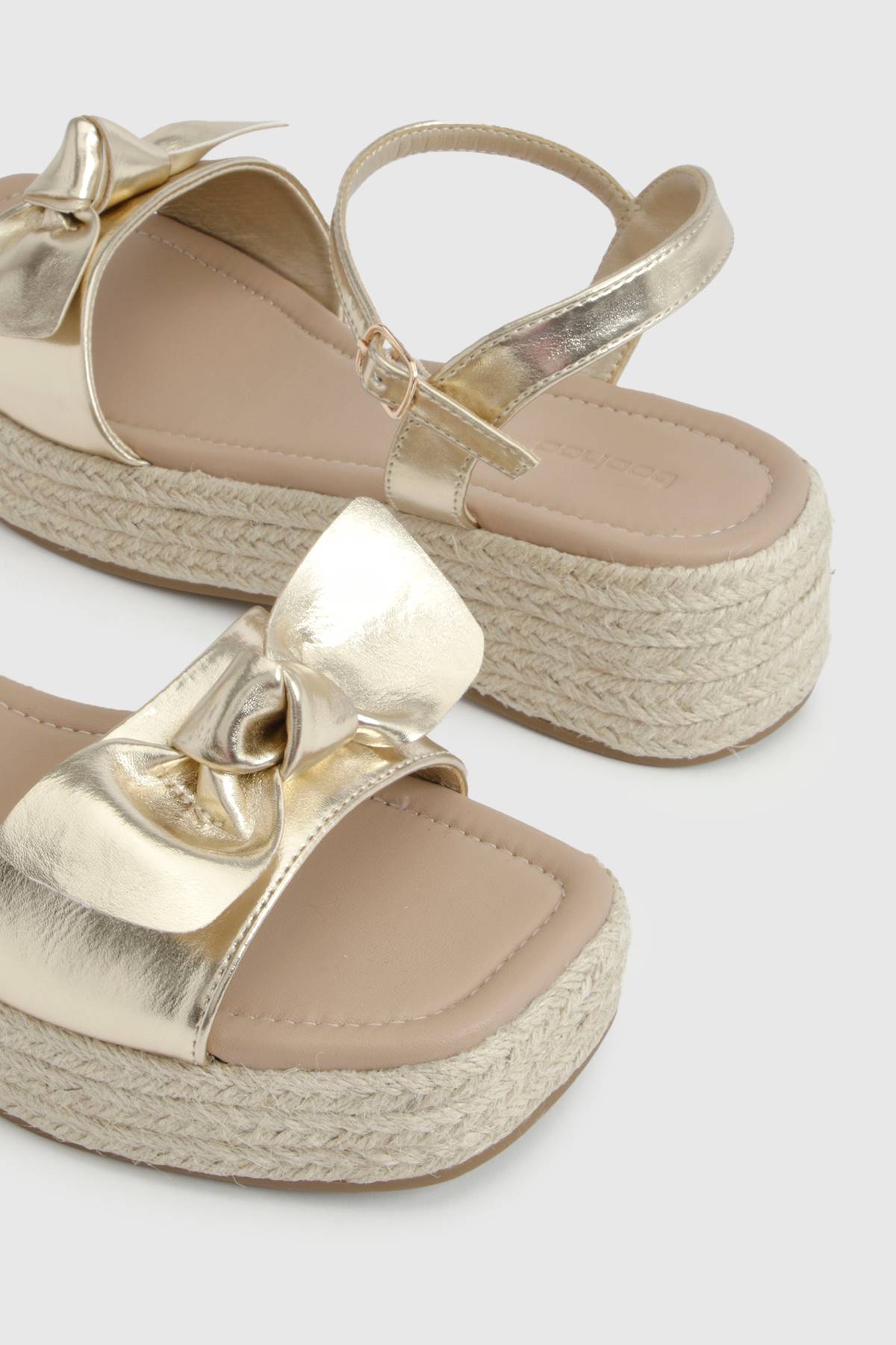 boohoo Compensées Espadrilles À Brides Avec Détail Nœud