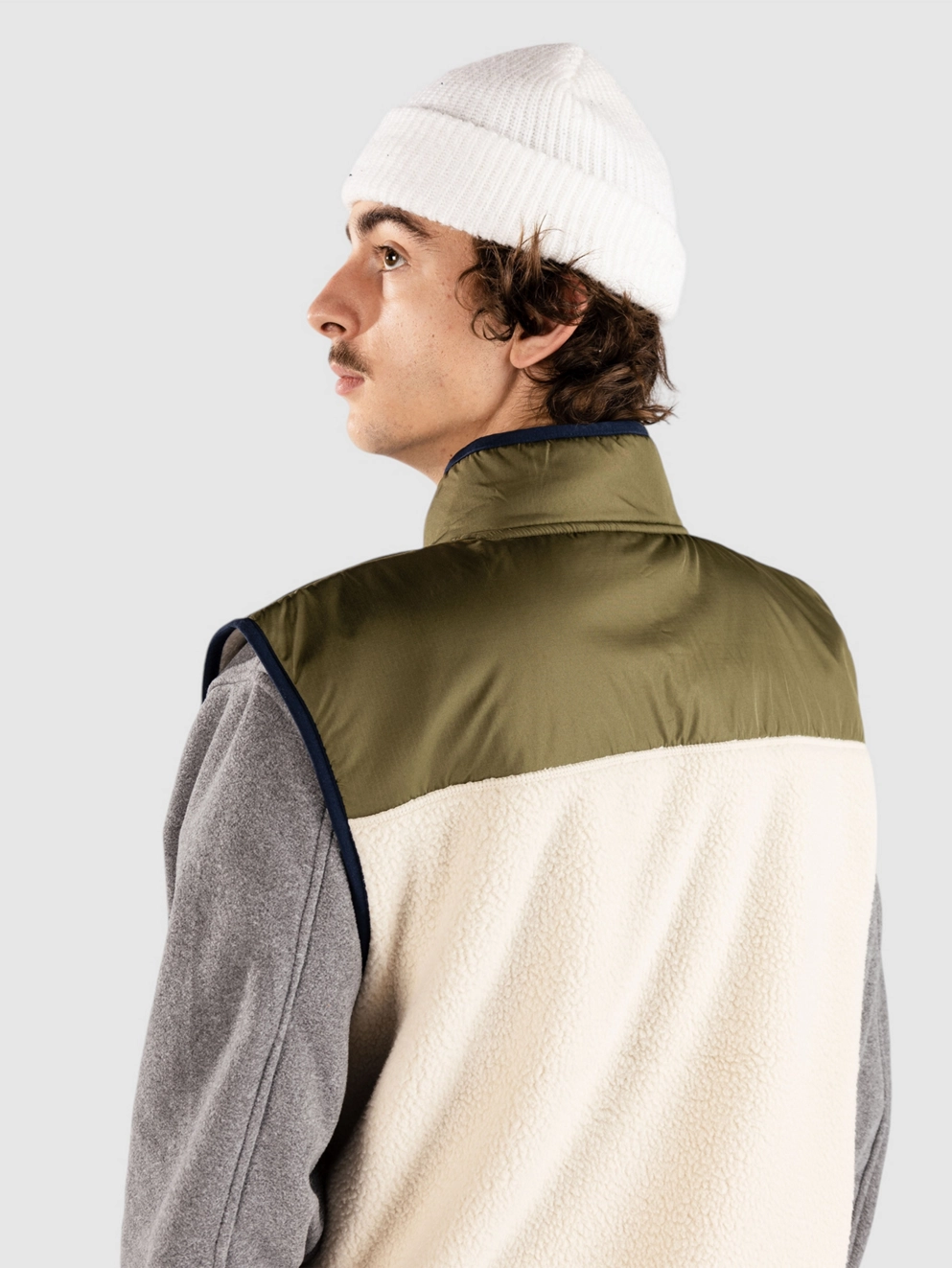 Passenger Offgrid Recycled Sherpa Fleece Vest oatmeal/ khaki