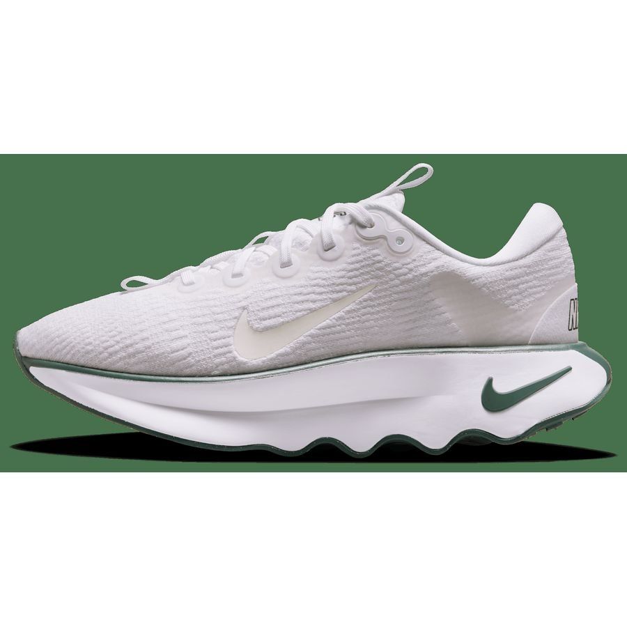 Nike Motiva