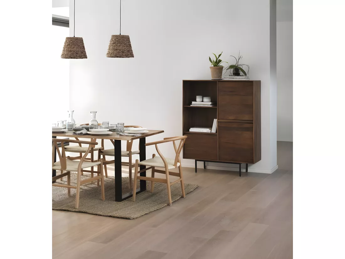 Table en acacia massif 140 x 80 cm avec pieds en métal noir