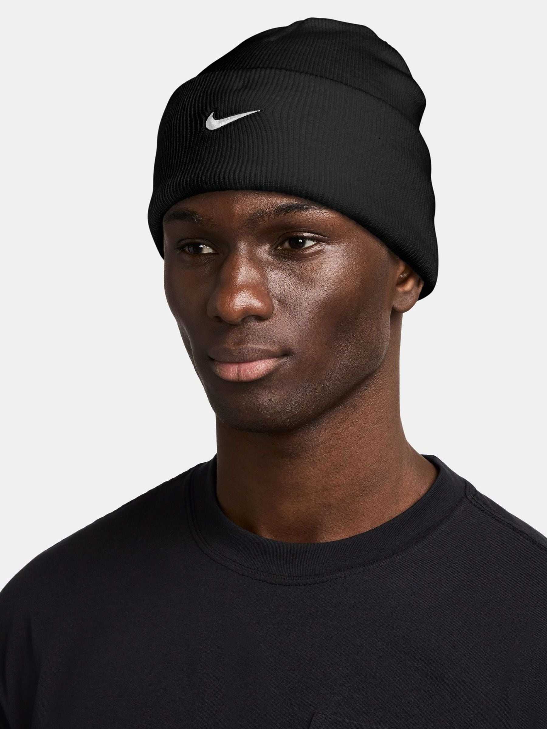 Zwart - Nike Peak Swoosh Beanie
