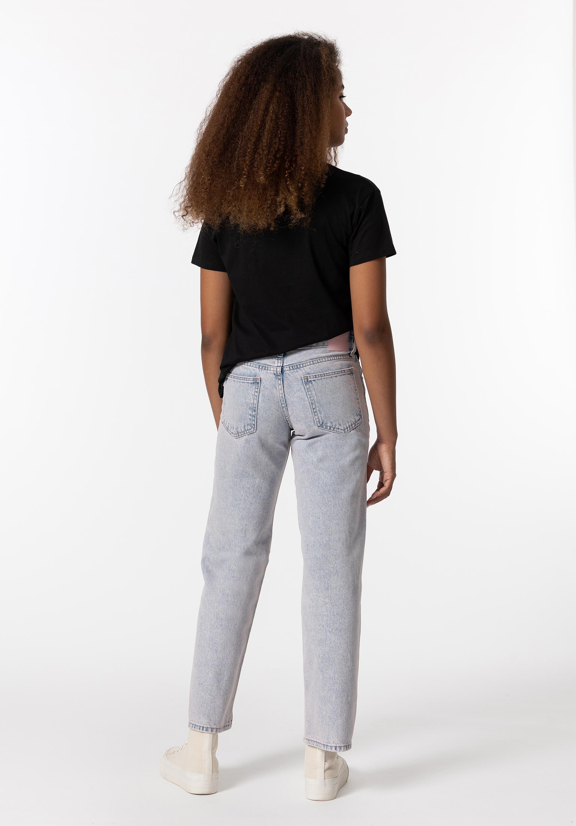 Jeans Zendaya Straight Fit Cintura Baixa