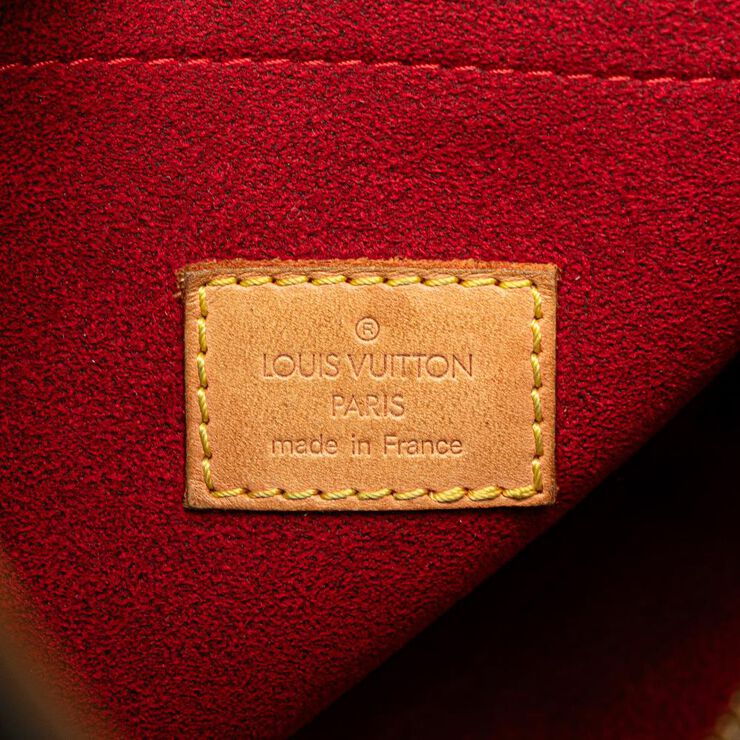Louis Vuitton Vintage Louis Vuitton Croissant Brown