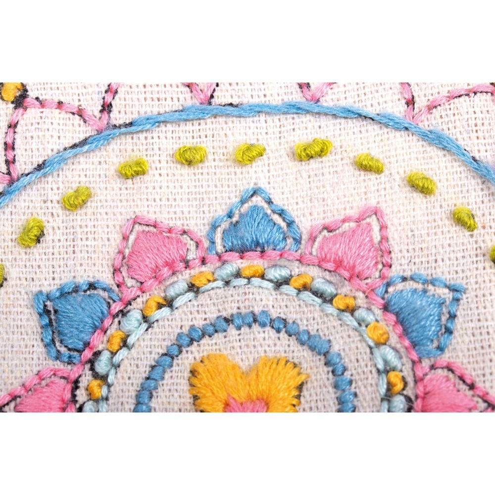 Kit de broderie - mandala - 13,5 cm