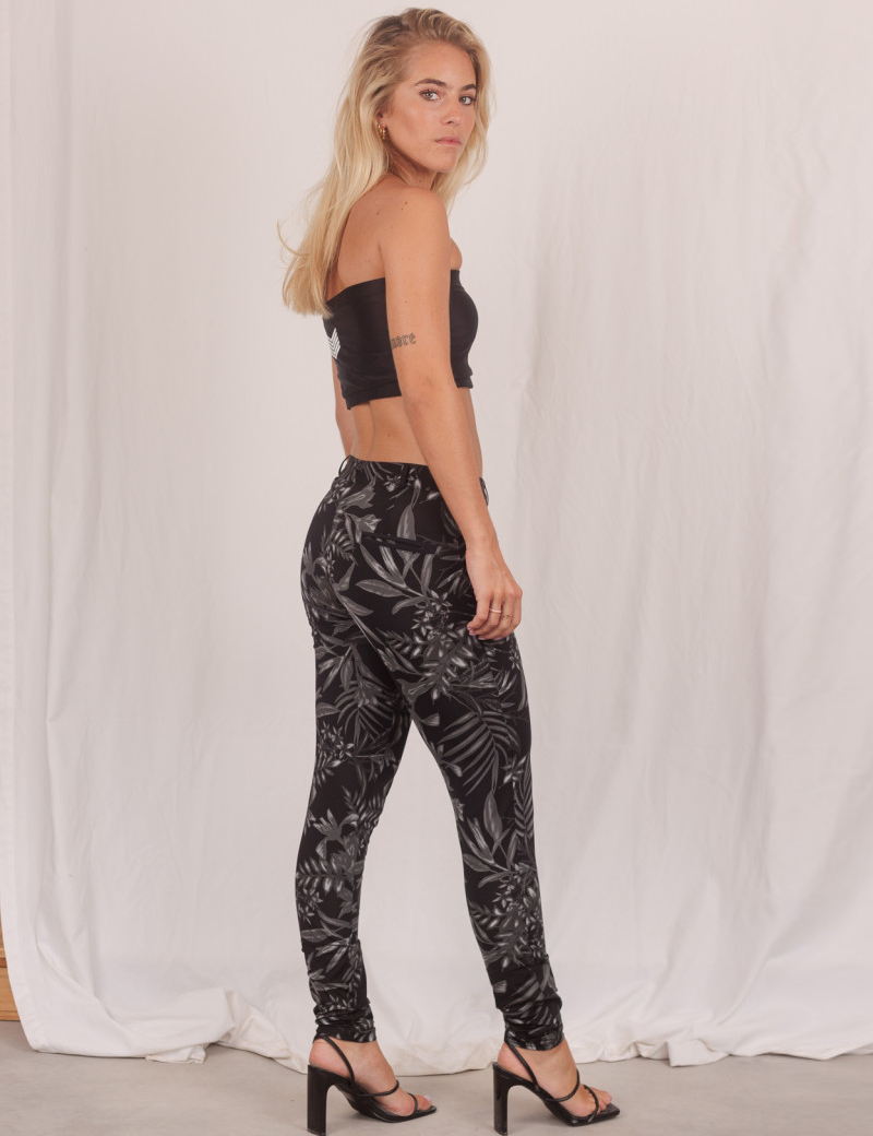 HBT PANTALON CHRISTINA CITY NOIR TROPICAL