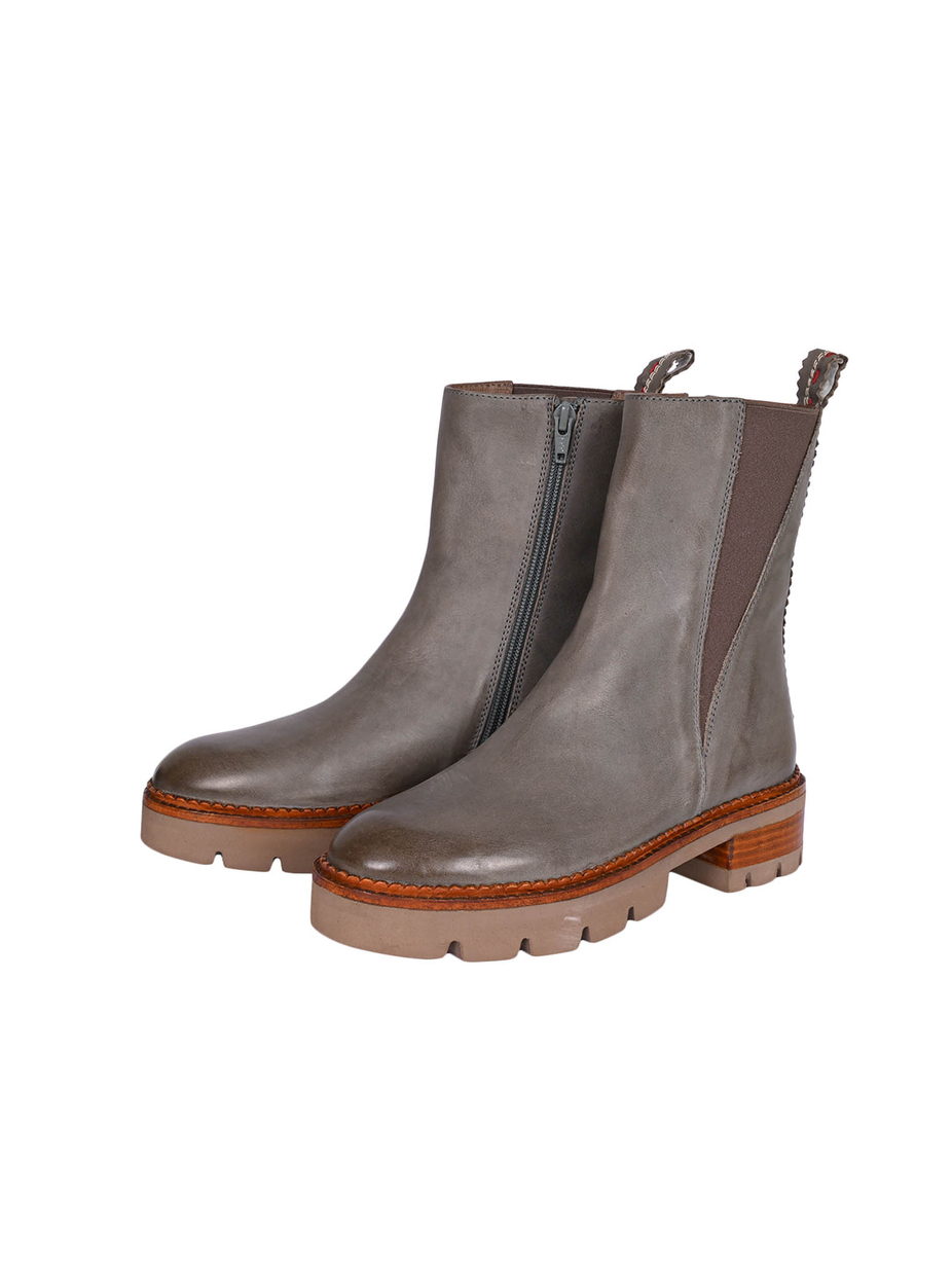 STIEFELETTE NAEMA