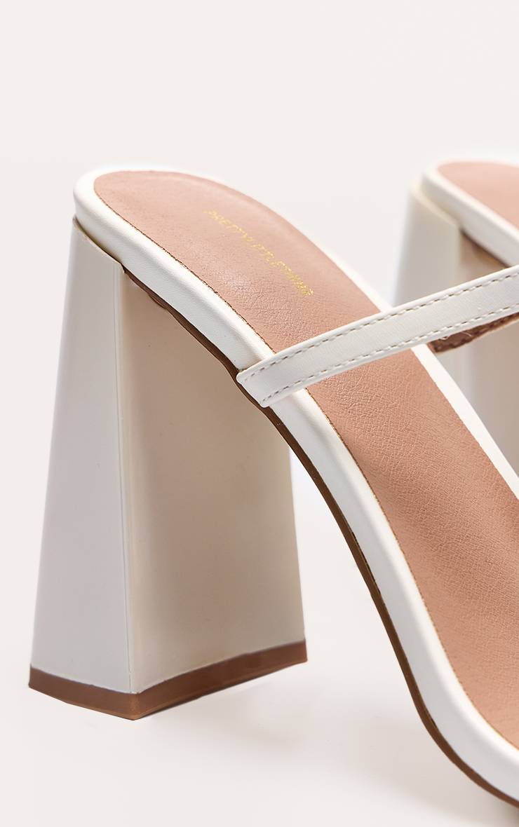 Crème Mules À Talon Bloc Haut En Synthétiquecuir Bout Carré Avec Double Bride