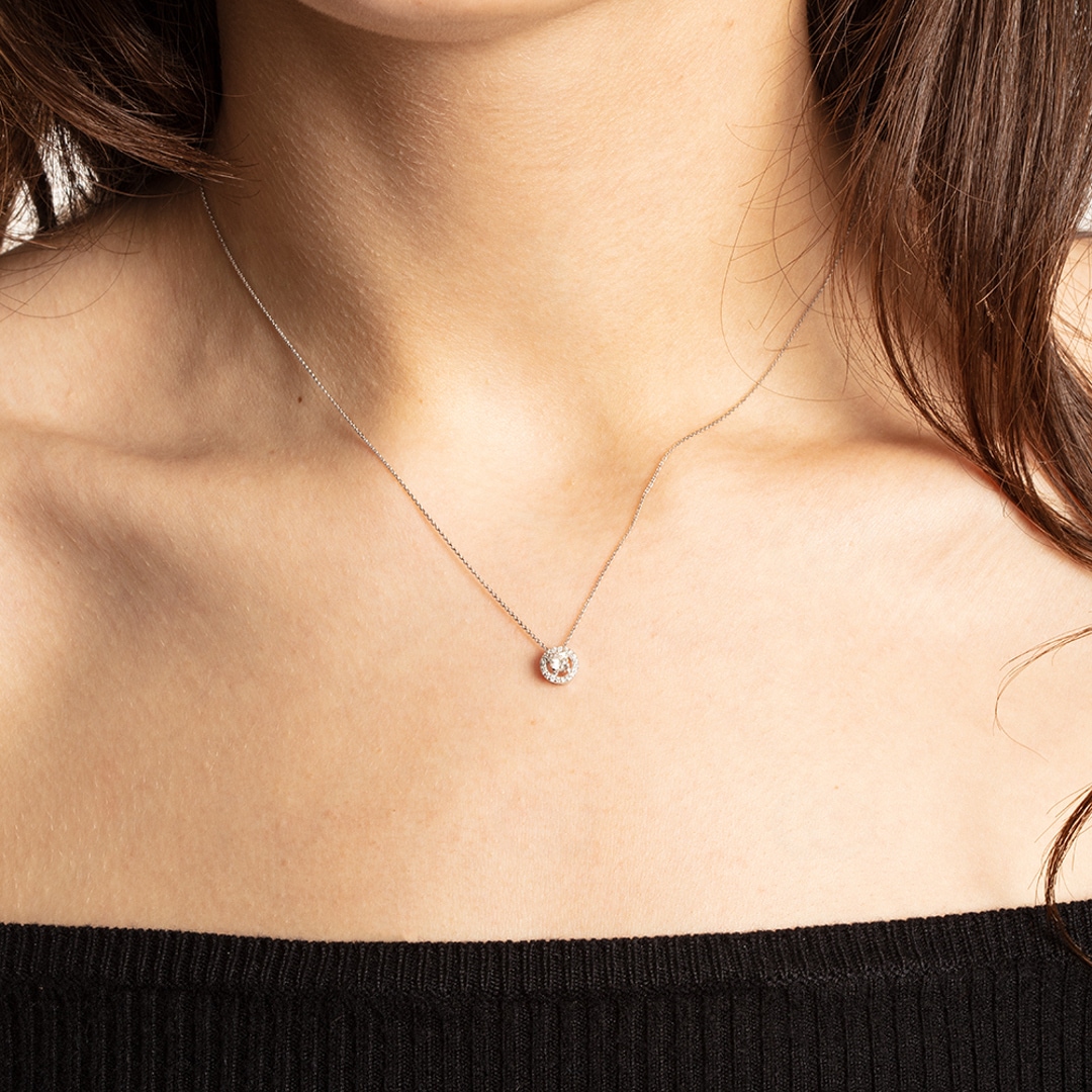 Collier mit Anhänger 750/18 K Weissgold mit Diamanten 0.22 ct H/si