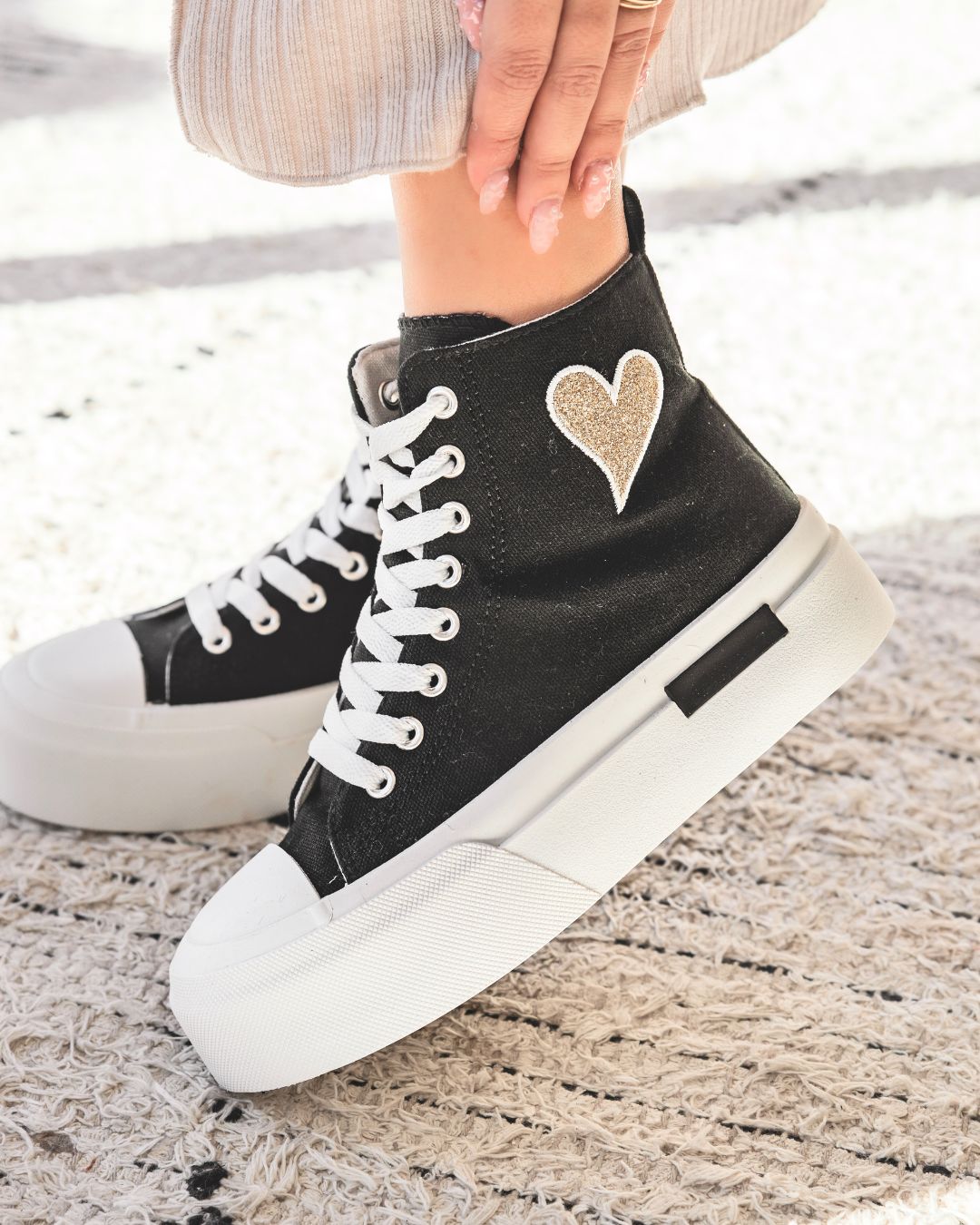 Basket femme noire montante en toile - Perla