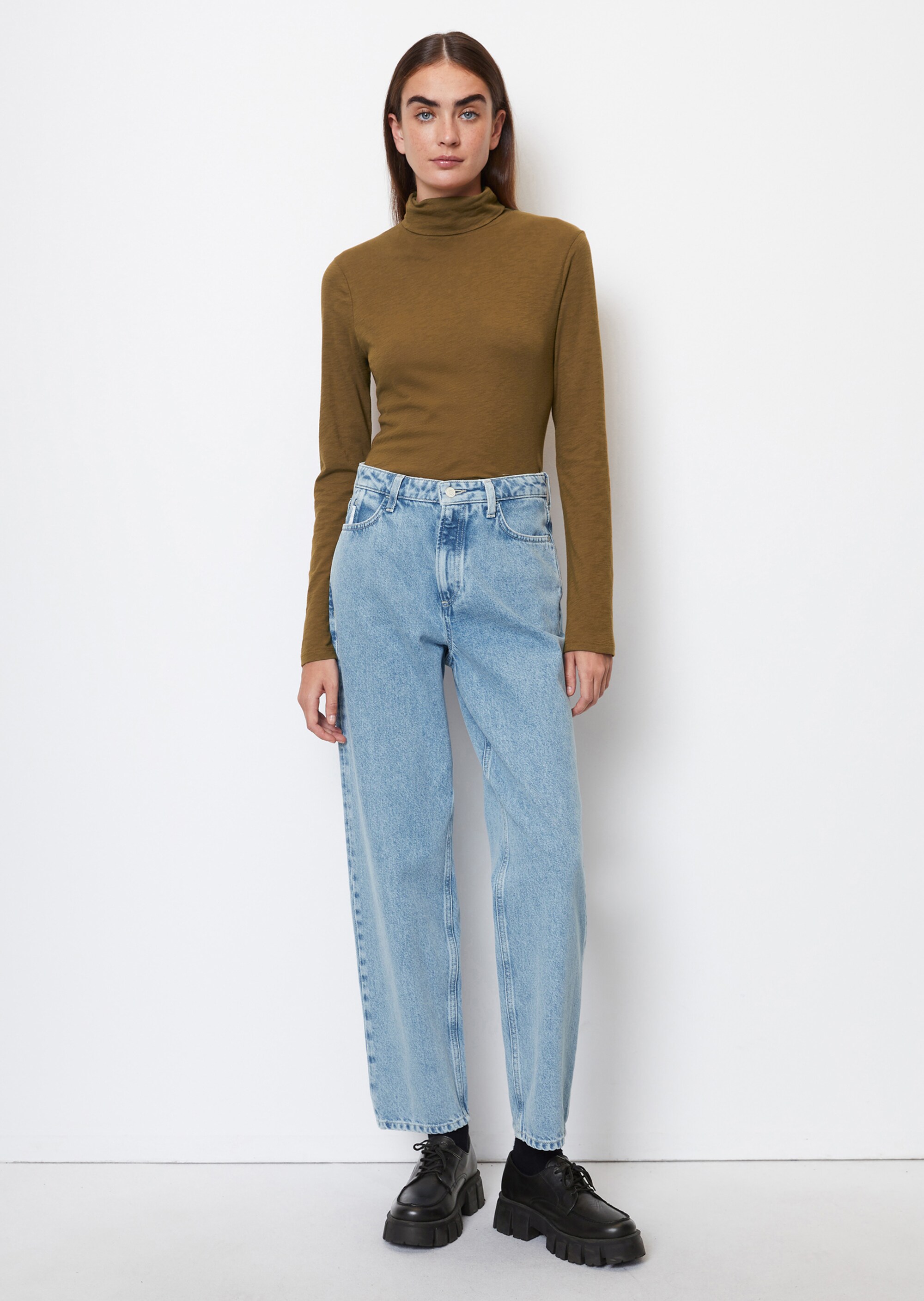 DfC Rollkragen-Longsleeve shaped aus Organic Cotton