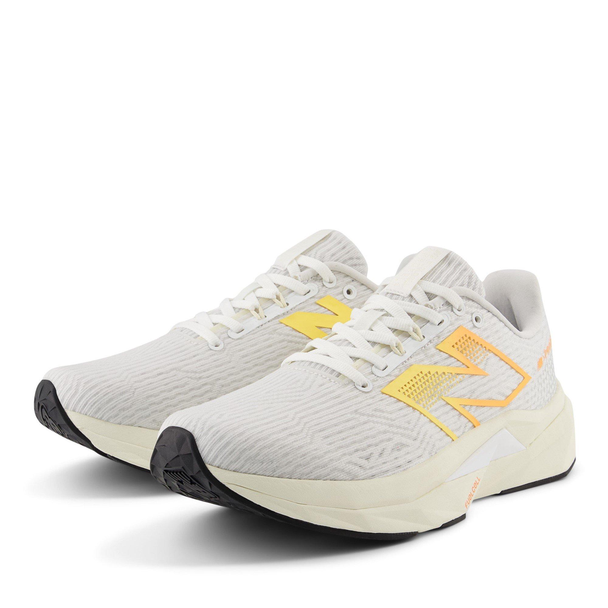 New Balance NB Womens FuelCell Propel v5 Running Trainers