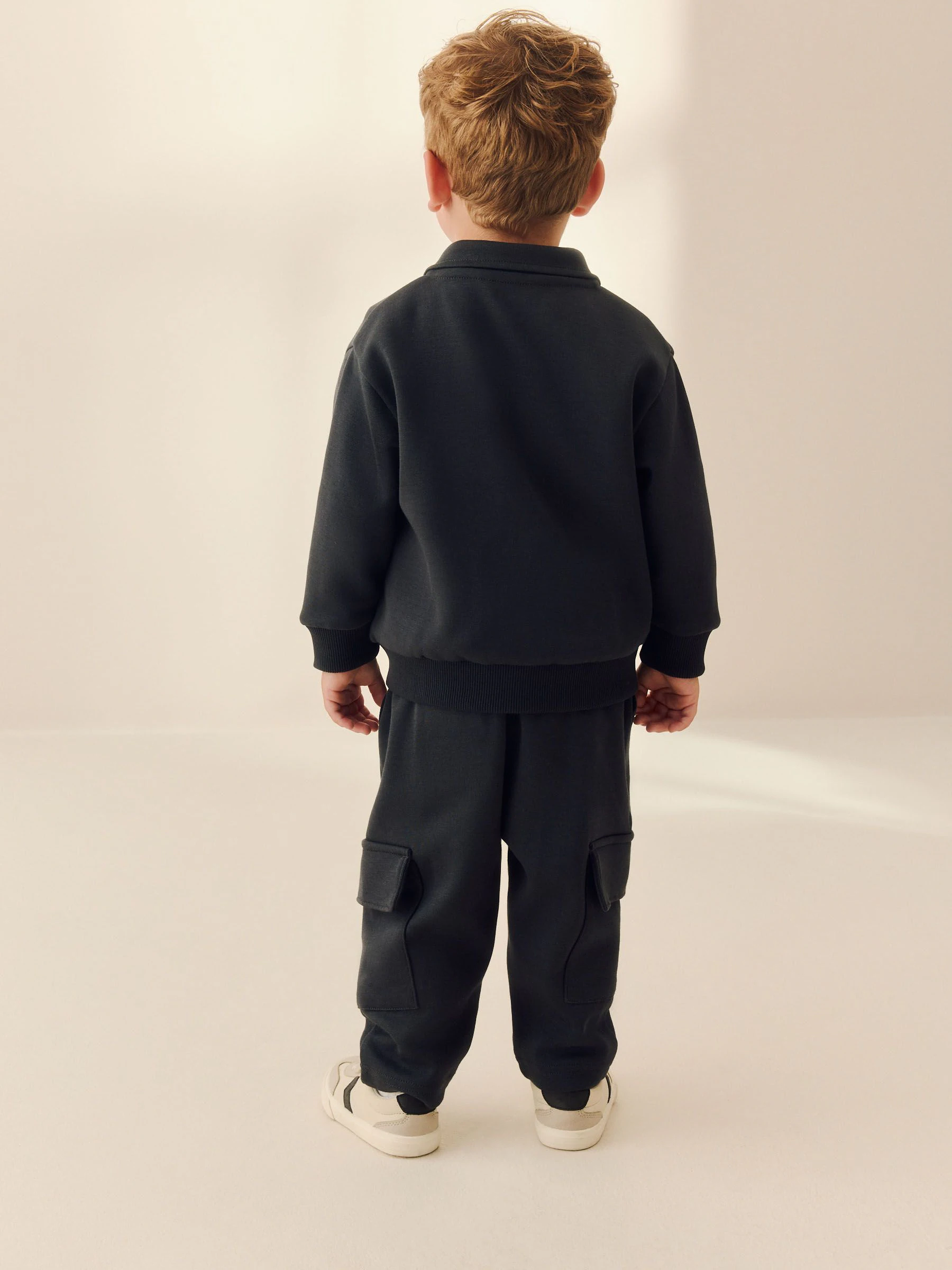 Antraciet - 3 -delige set van T-shirt en joggingbroeken (3mnd-7jr)