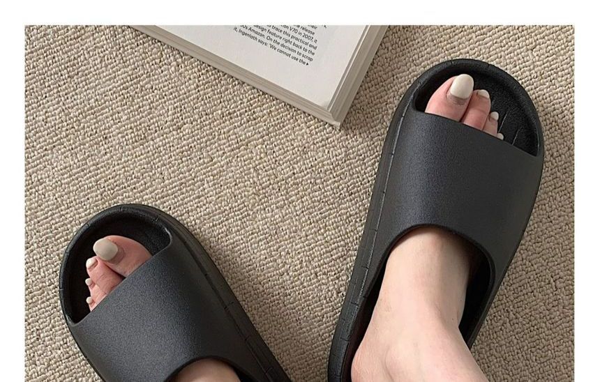 Dalli Daisy - Effen pantoffels met plateauzool