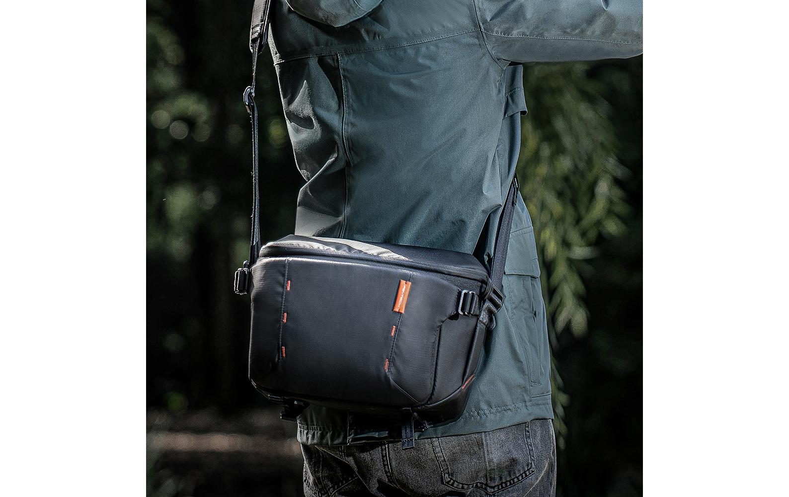 Fotorucksack OneMo Sling 11L Space Black<br>Tragen Sie den Komfort, fangen Sie den Moment ein