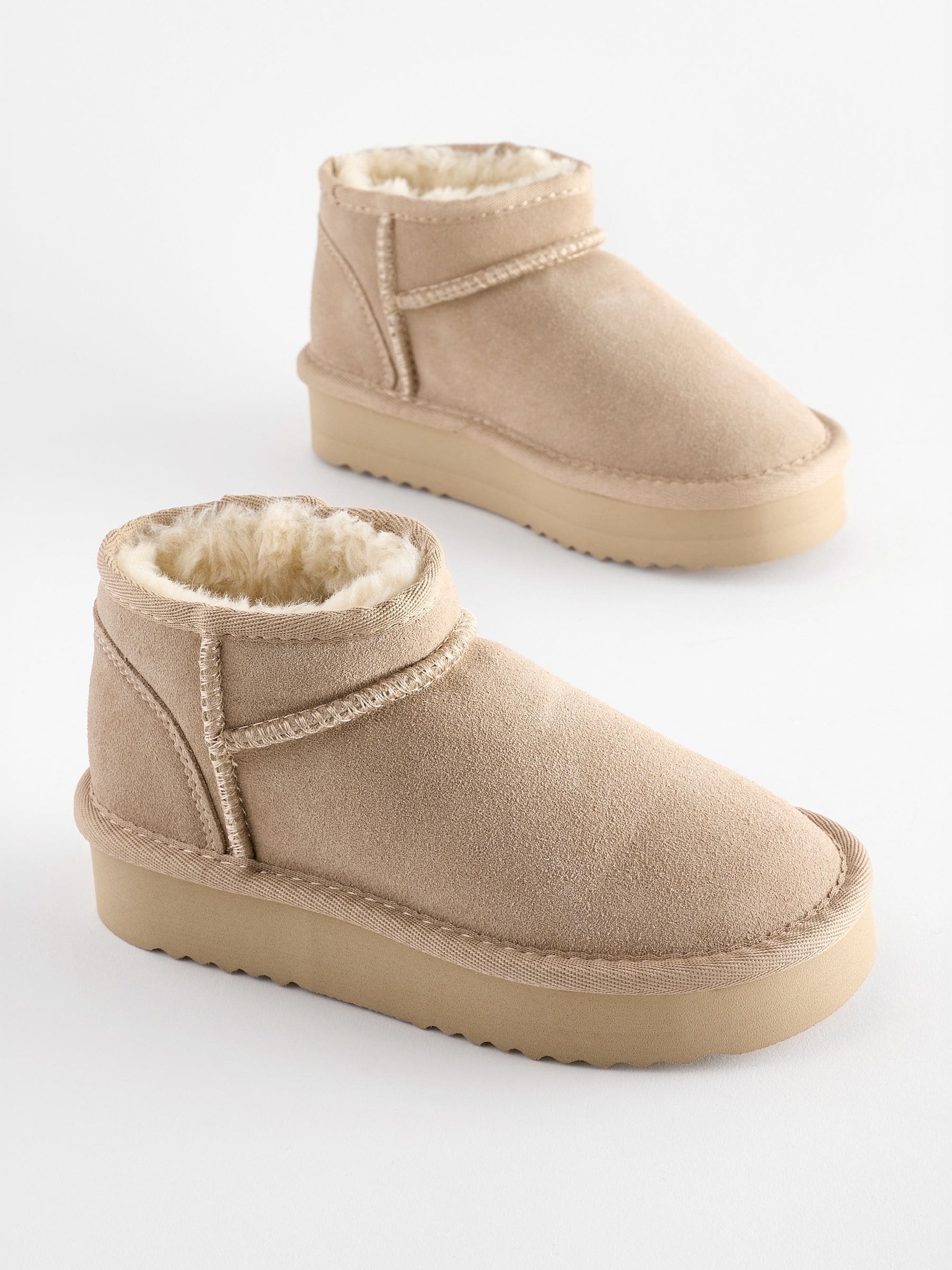 Neutraal - Lage schoenen mini warmgevoerde waterafstotende suède Boots