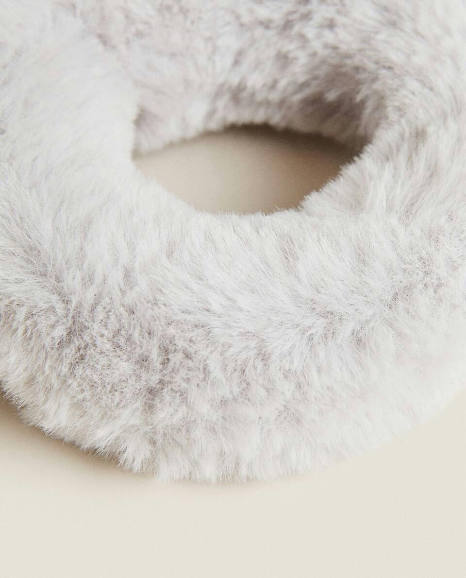 Chocalho de pelúcia em forma de coelho para crianças