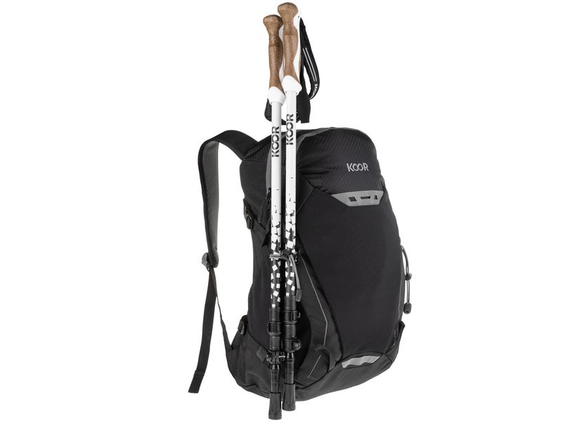 KOOR Wanderrucksack Fuurka 23 l, Schwarz Funktionaler und bequemer Bergrucksack für das ganze Jahr