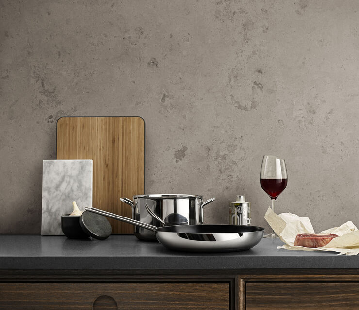 Eva Trio Stainless Steel Stegepande 30 cm med Slip-Let® belægning Polished steel
