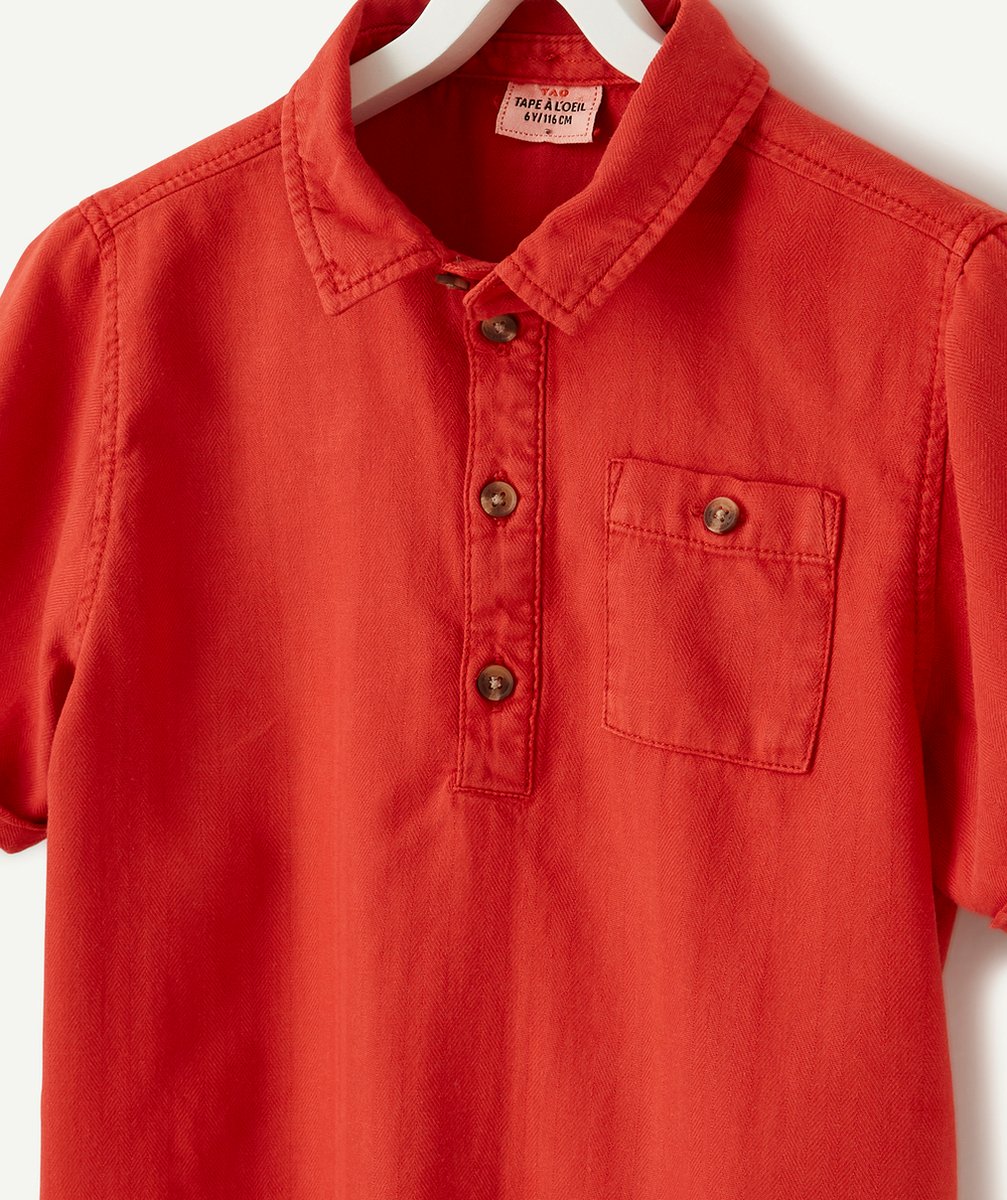 LA CHEMISE ROUGE MANCHES COURTES AVEC POCHE