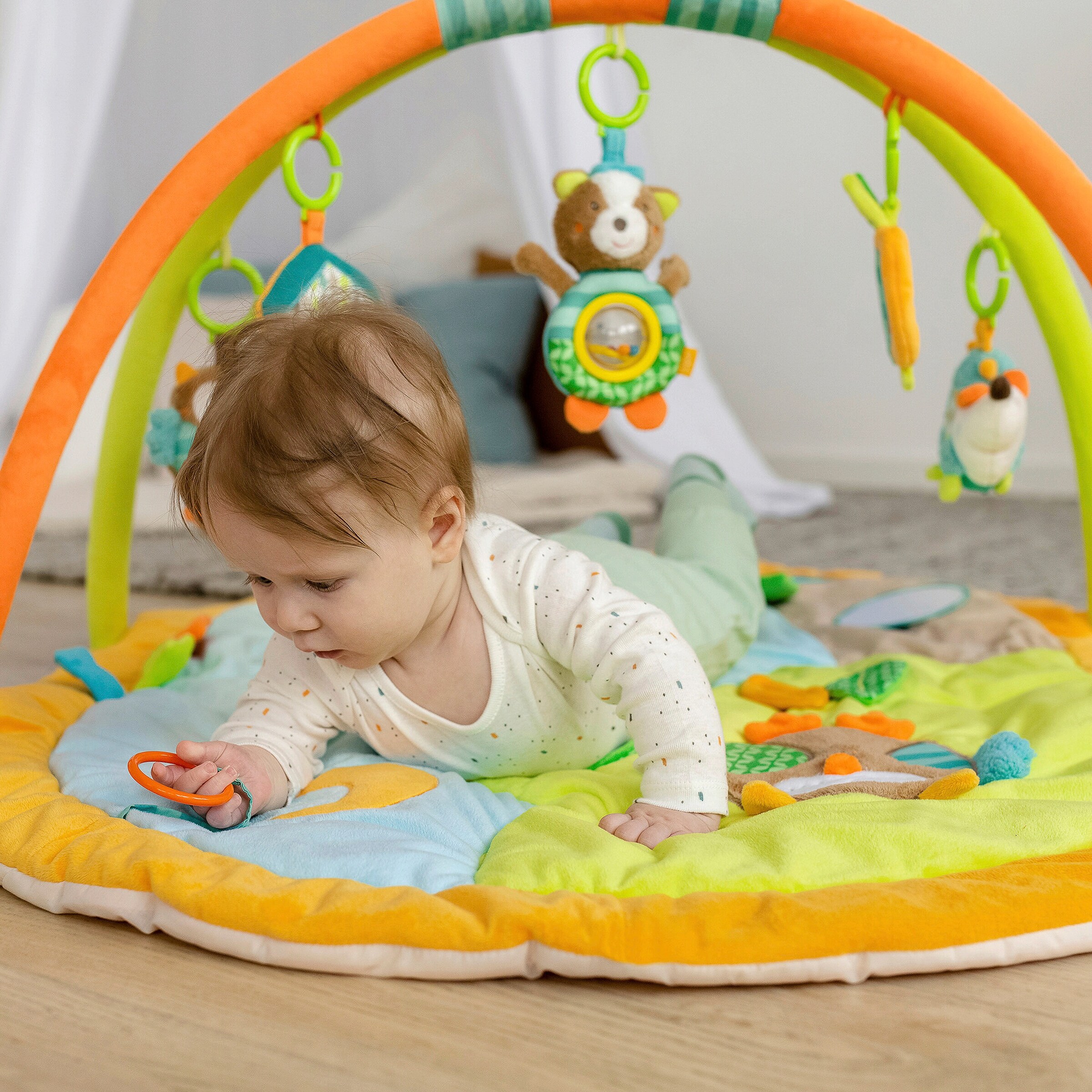 Fehn Spielbogen mit 3-D-Activity-Decke Sleeping Forest