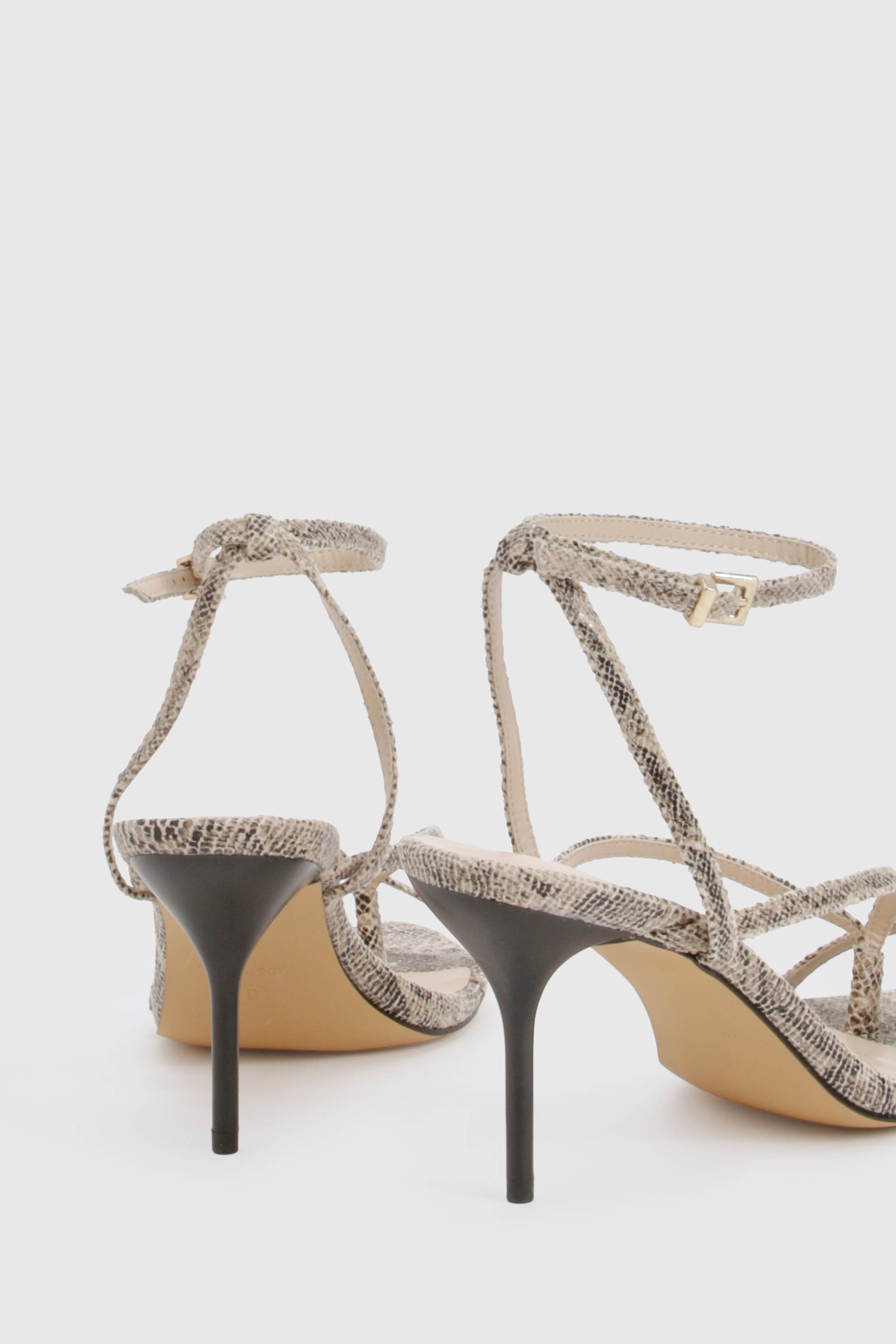 boohoo Escarpins à bout pointu Wide Fit en synthétique à motif animalier