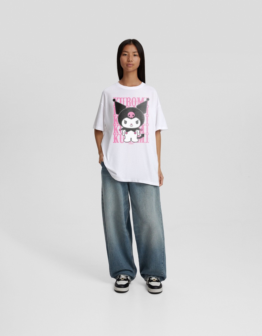 Camiseta oversized de manga curta com estampa Kuromi