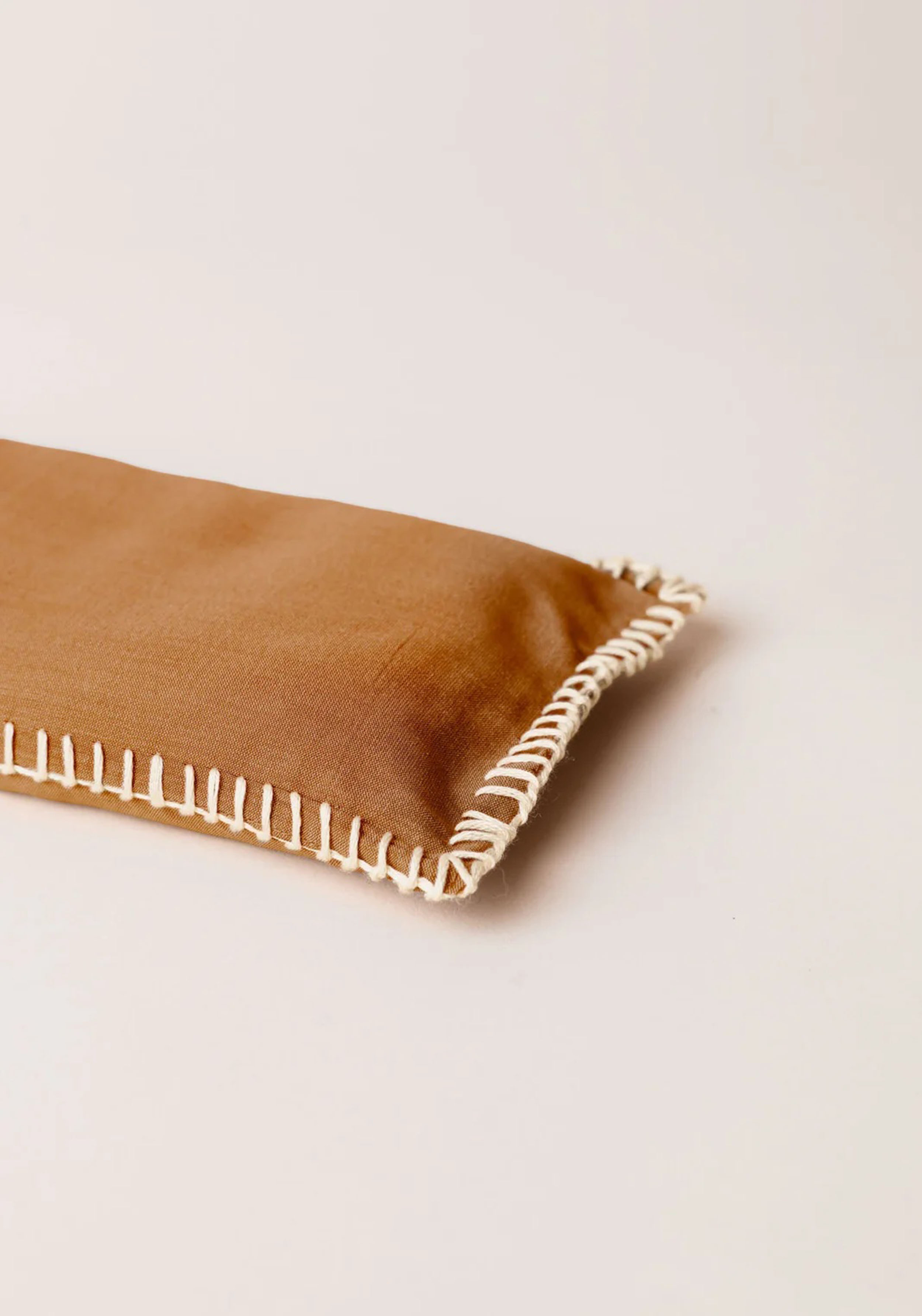 YOOMEE Augenkissen Eye Pillow Raha Hbik Cognac