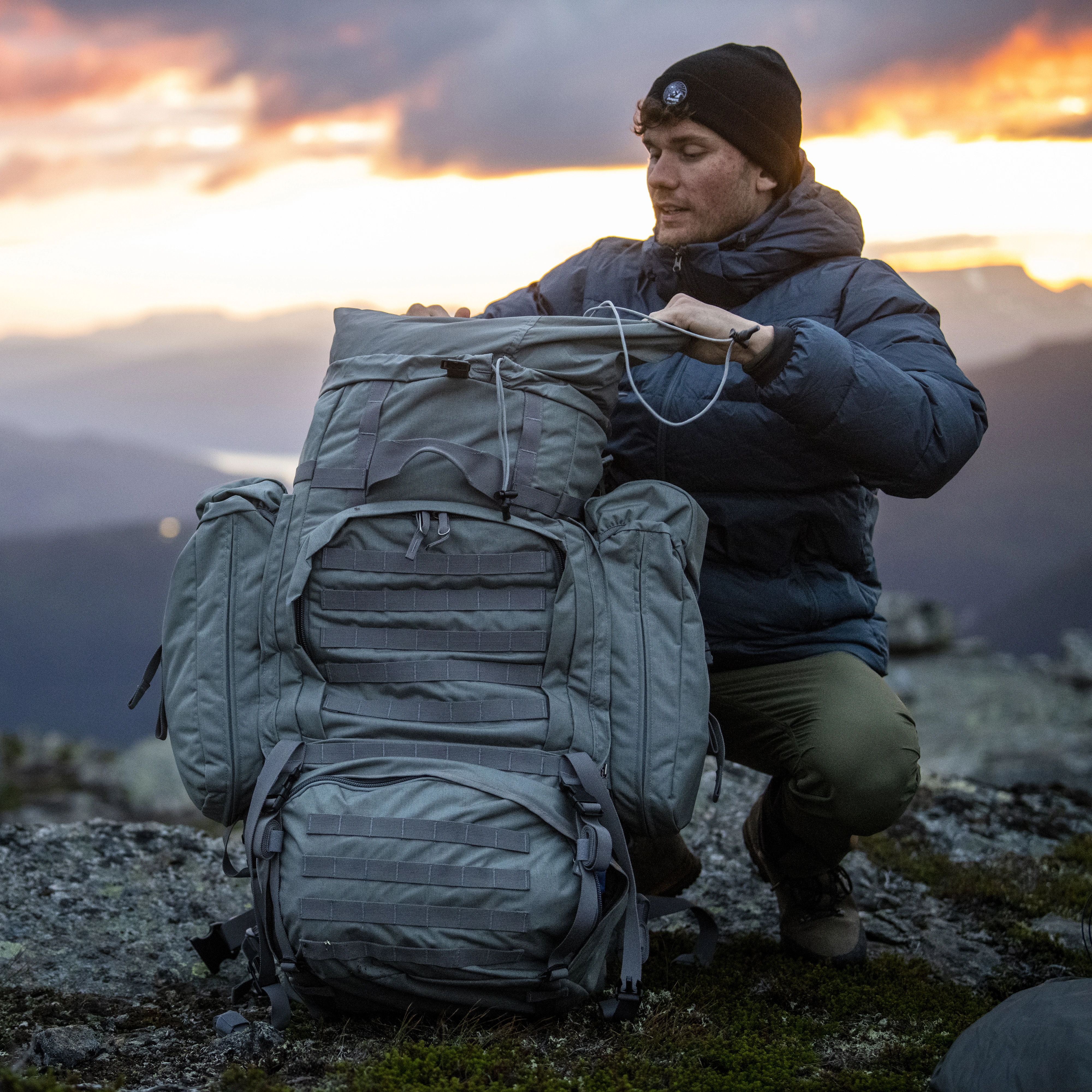 PowerFrame BigPack 130  Solid Grey