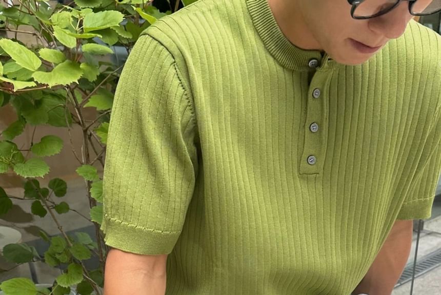 SeoulPop - Effen gebreide top met korte mouwen