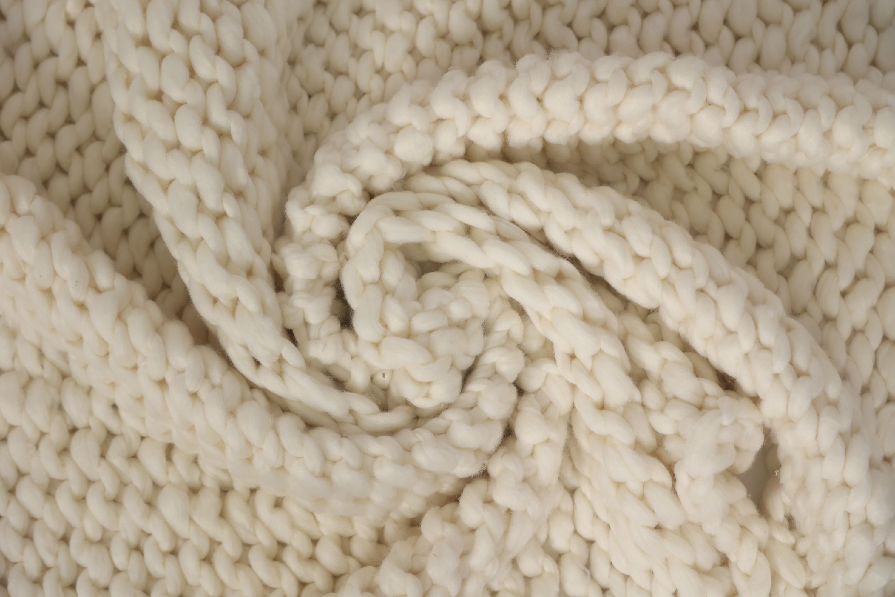 Kuscheldecke Strick 120 x 180 cm creme