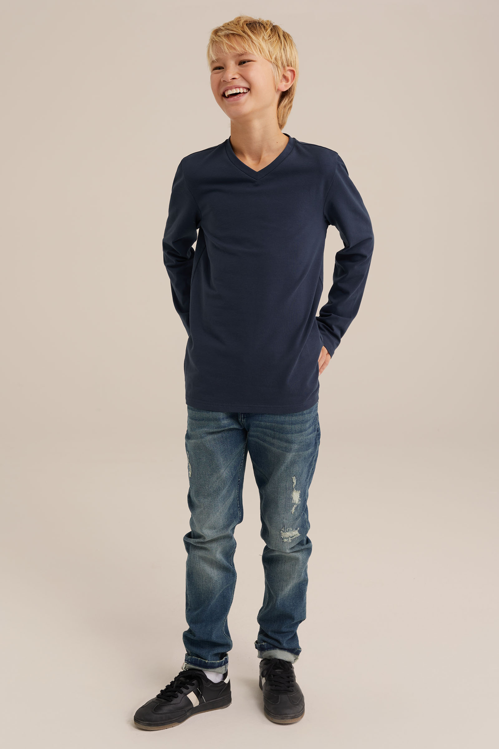 Jongens basic T-shirt met V-hals WE Fashion Donkerblauw