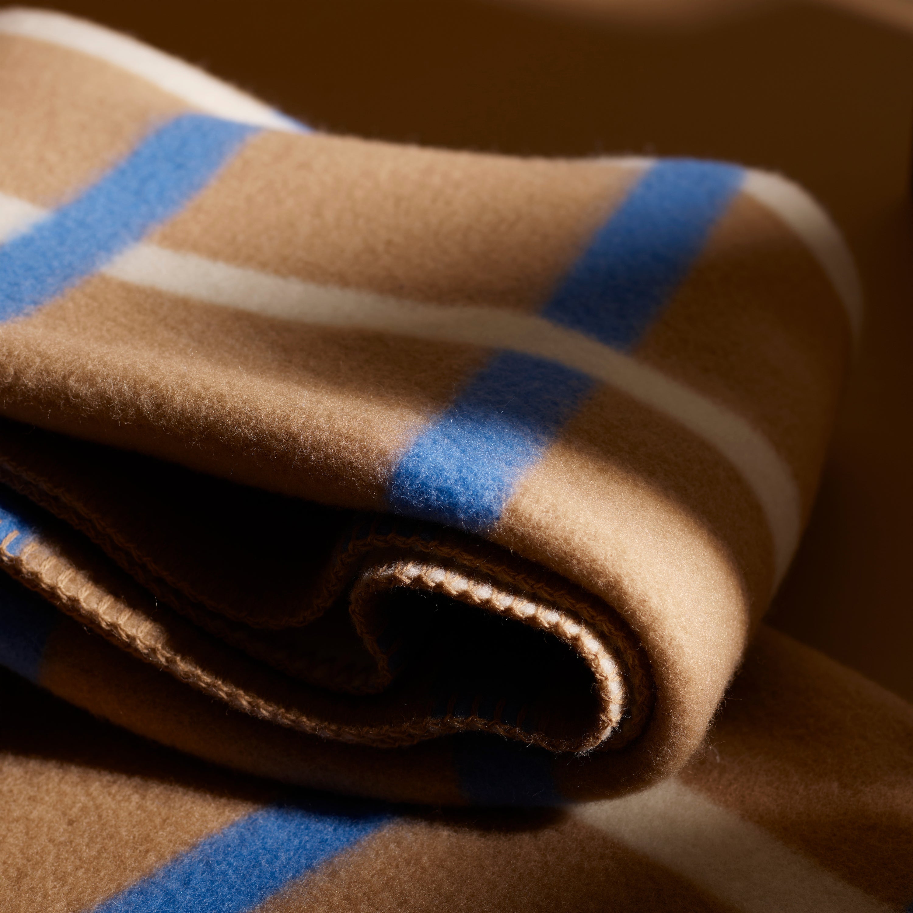 RÃ¸ros Tweed Knut Plaid - Taupe
