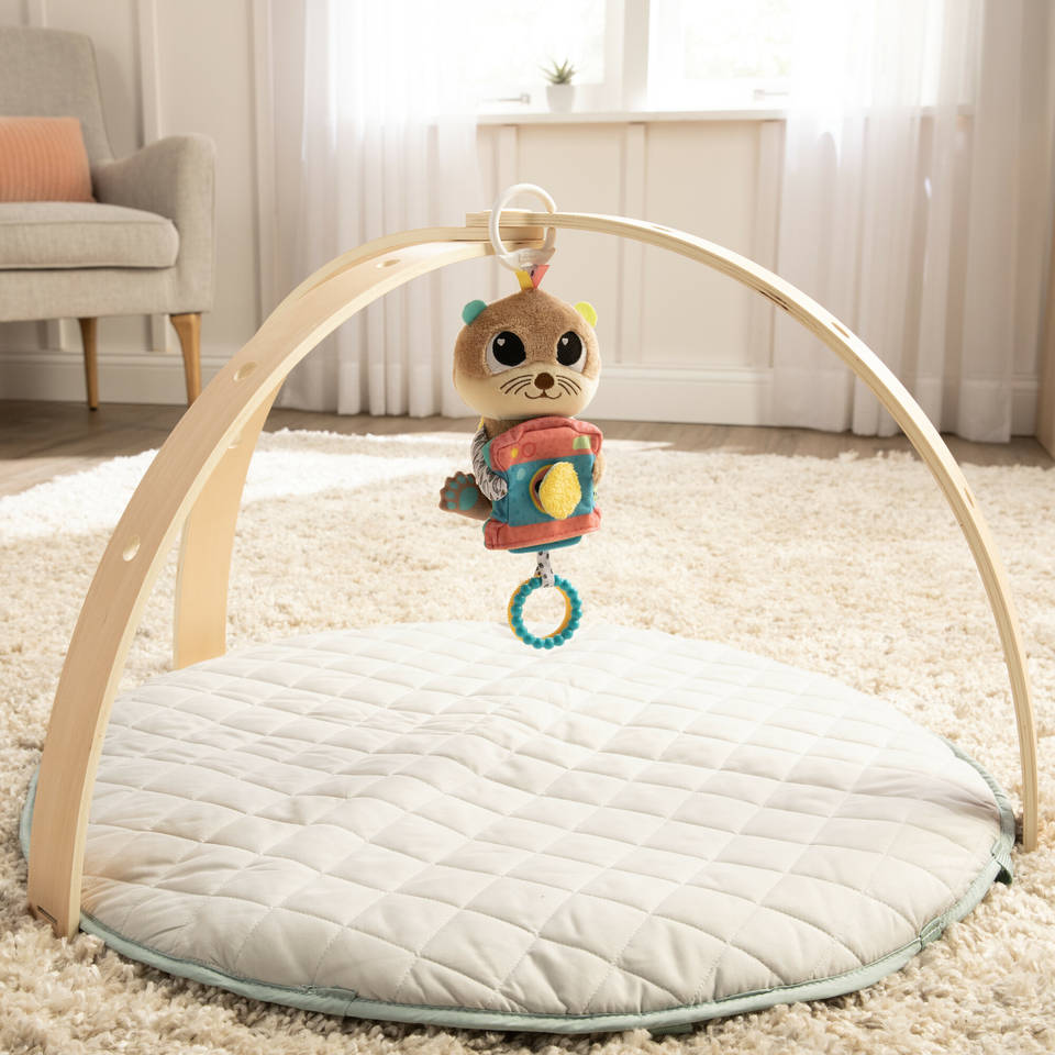 Lamaze Clip & Go otter