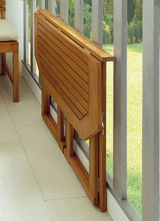 Platzsparende Balkon-Möbel