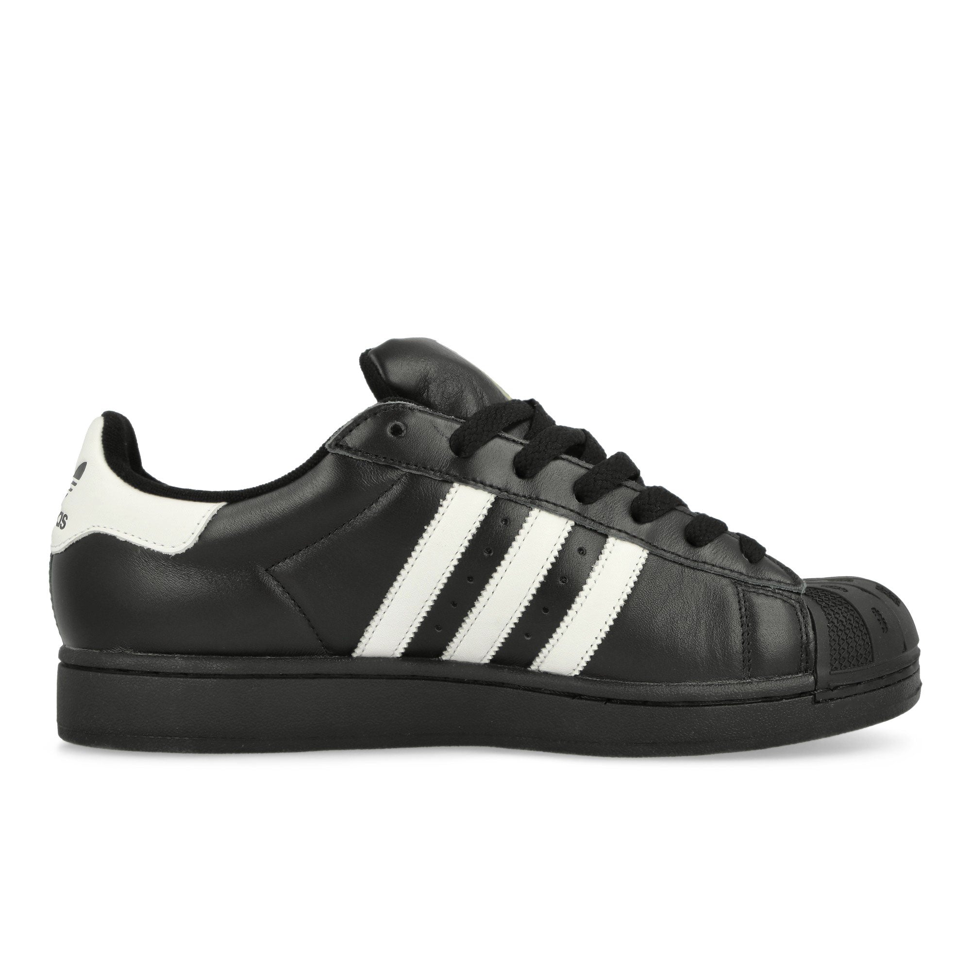 adidas<br>Superstar