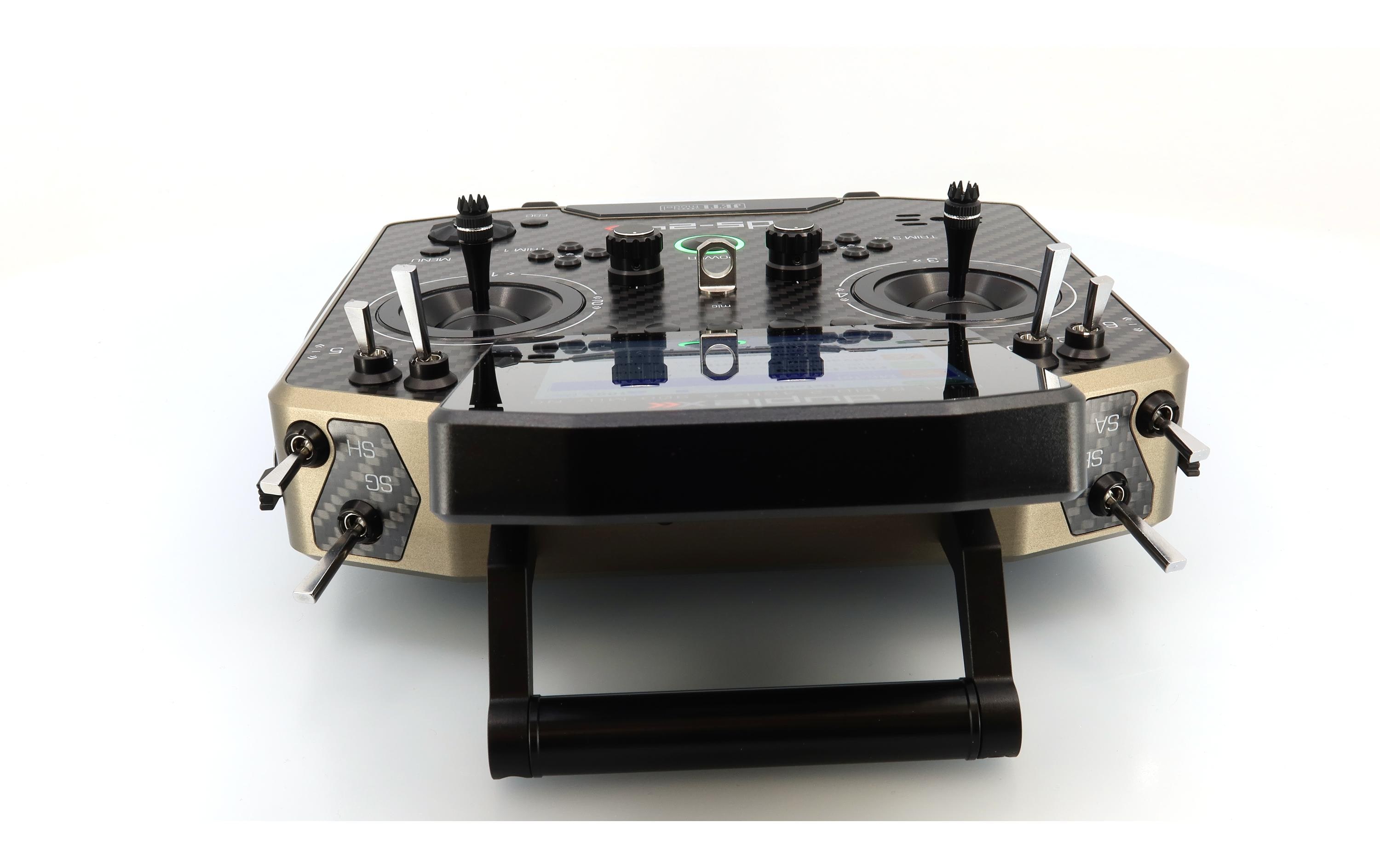 Fernsteuerung DS-24II Carbon Line Bronze 24 Kanal, Duplex EX<br>Professioneller 24-Kanal-Sender mit Geber auf Rückseite und Carbon-Frontplatte
