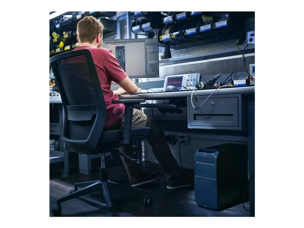 HP Workstation Z4 G5 - Tower 4U - 1 W3-2535 - RAM 64 GB - SSD - NVMe - Gigabit Ethernet - skærm: ingen - sort