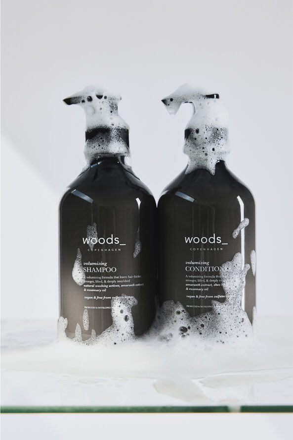 Woods Copenhagen VOLUMIZING SHAMPOO - 400 ML