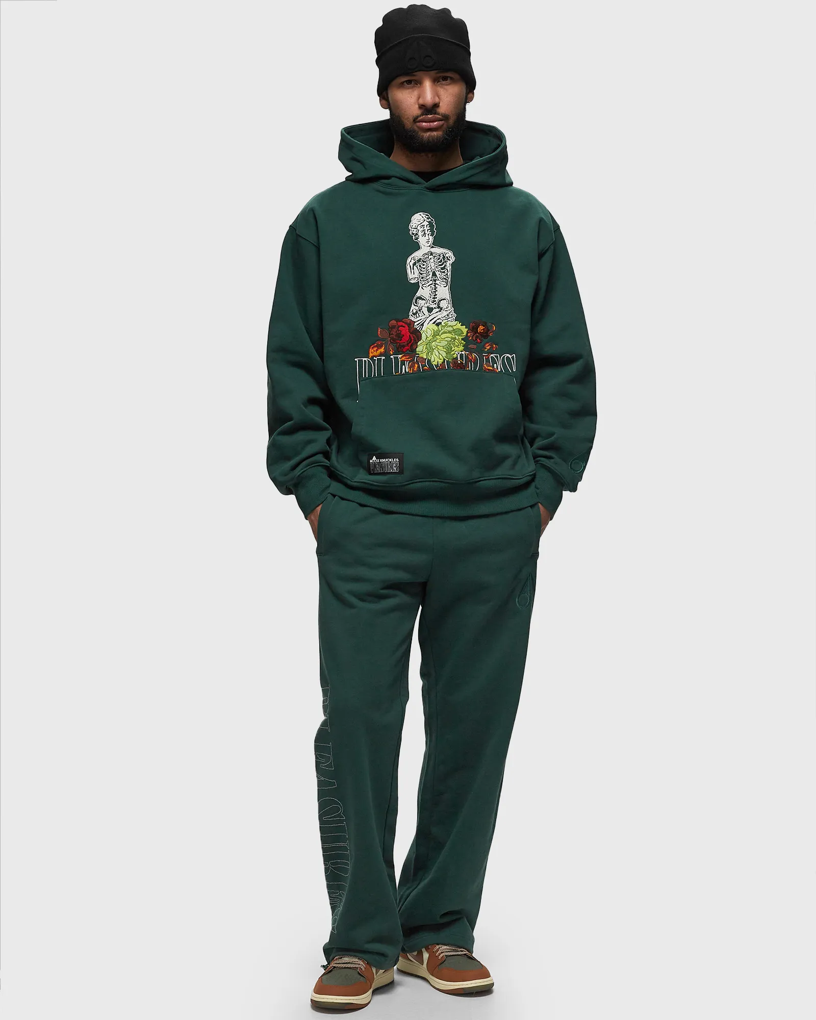 Moose Knuckles X PLEASURES LOGO SWEATPANTS