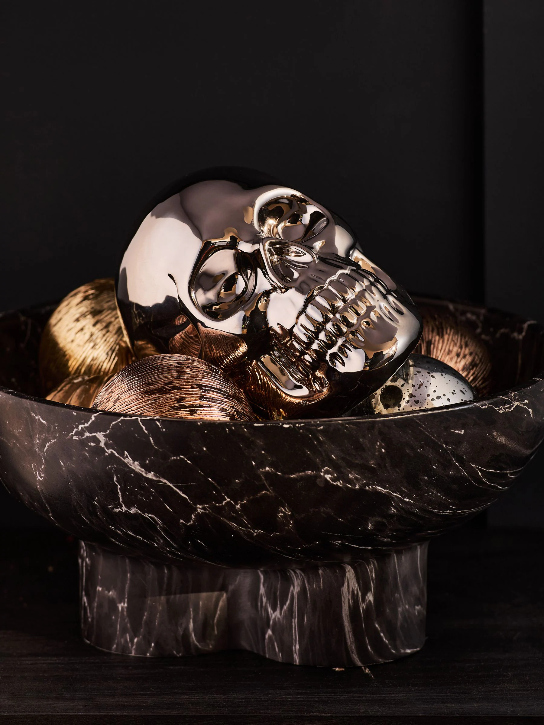 Electroplated keramisch schedelornament